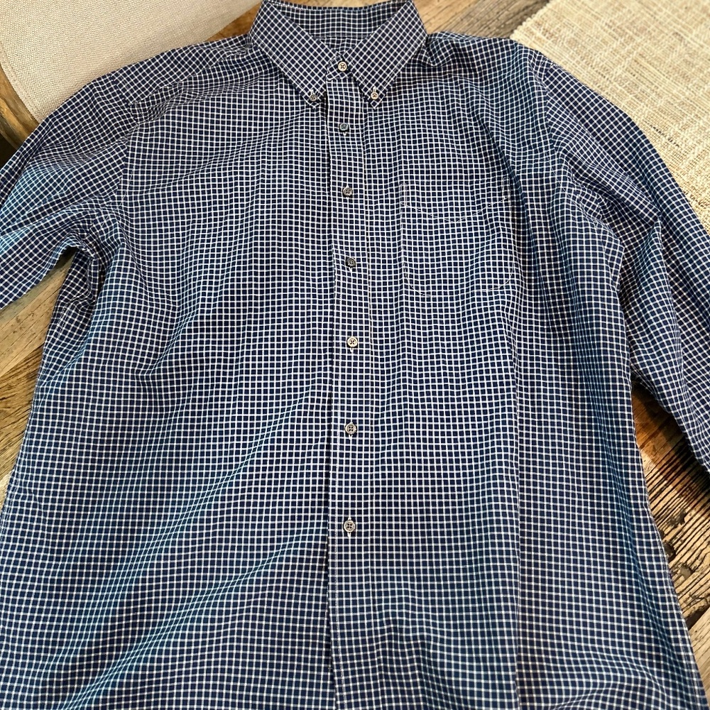 👔EUC - JOS. A BANK TRAVELER TAILORED FIT DRESS SHIRT